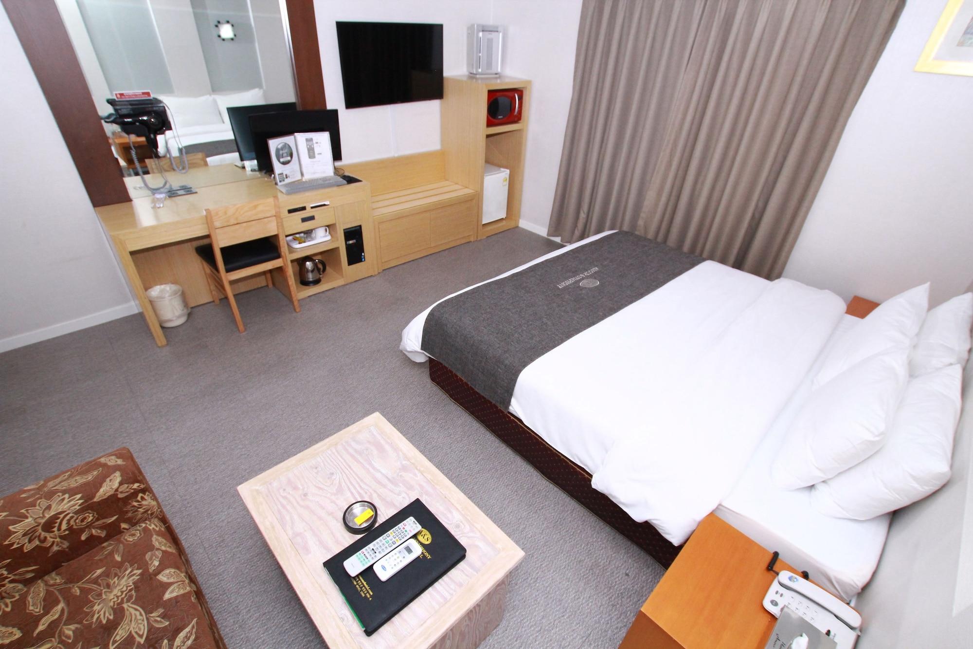 Amour Hotel Suwon Eksteriør bilde