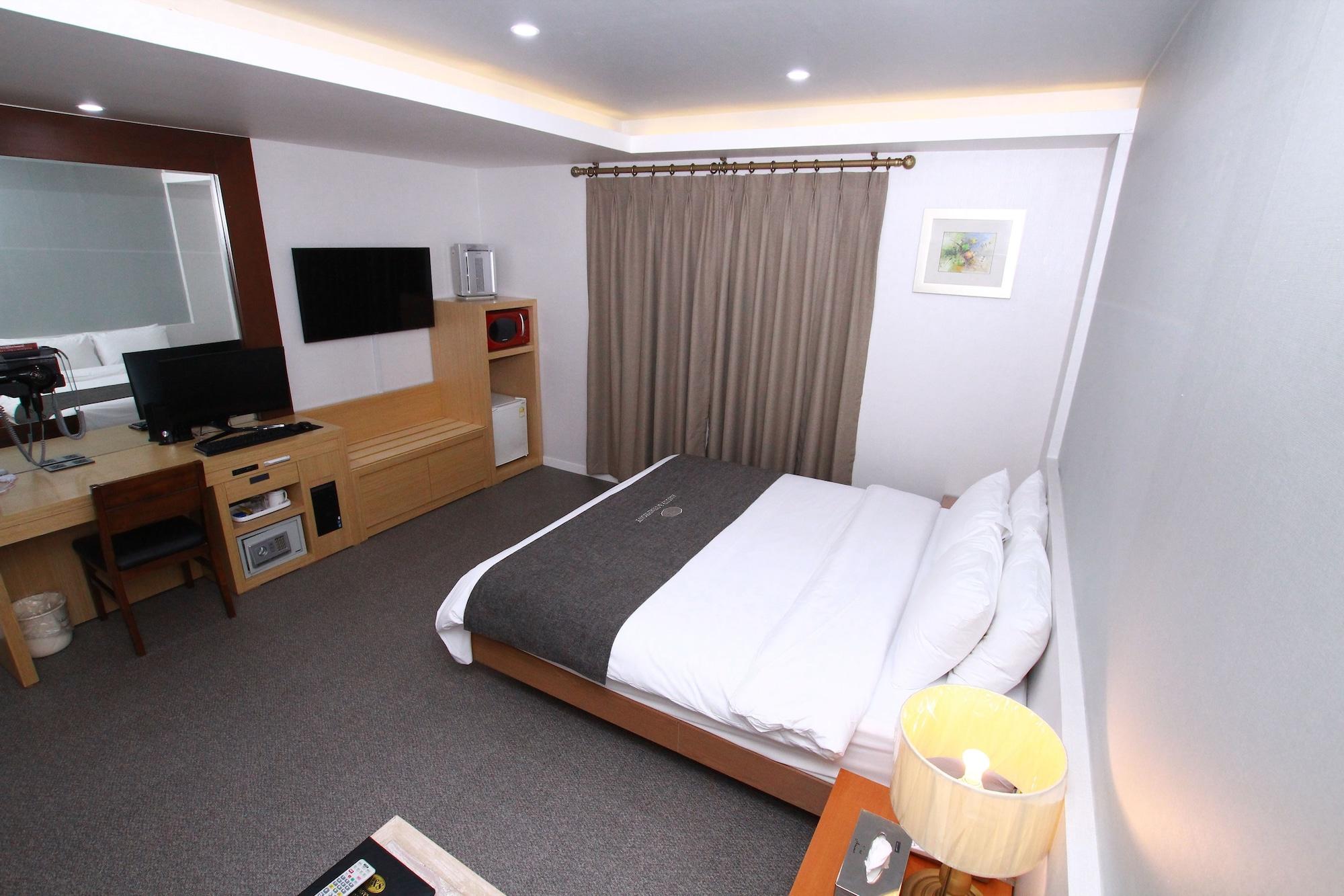 Amour Hotel Suwon Eksteriør bilde