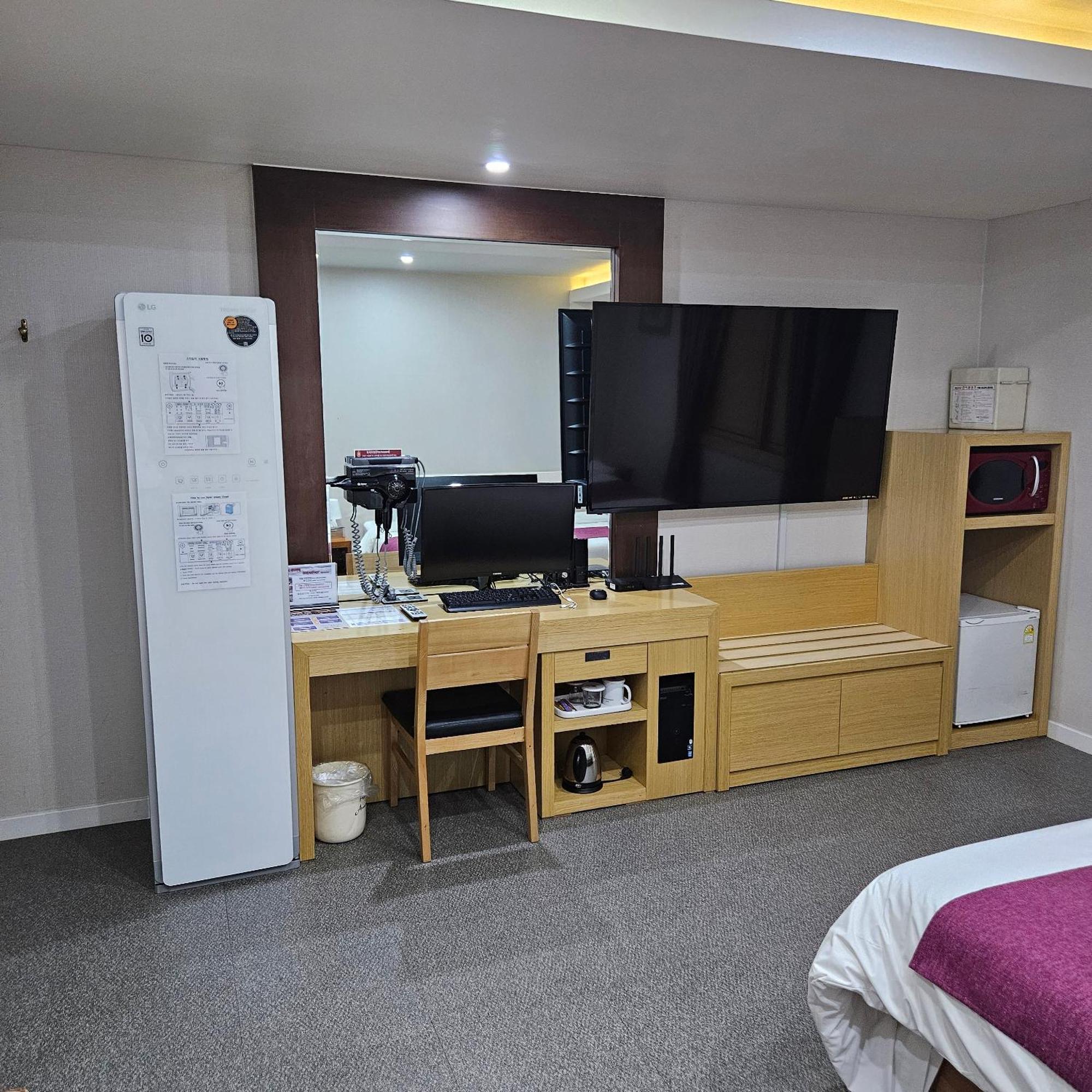 Amour Hotel Suwon Eksteriør bilde