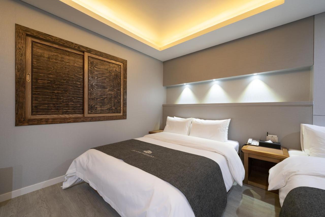 Amour Hotel Suwon Eksteriør bilde