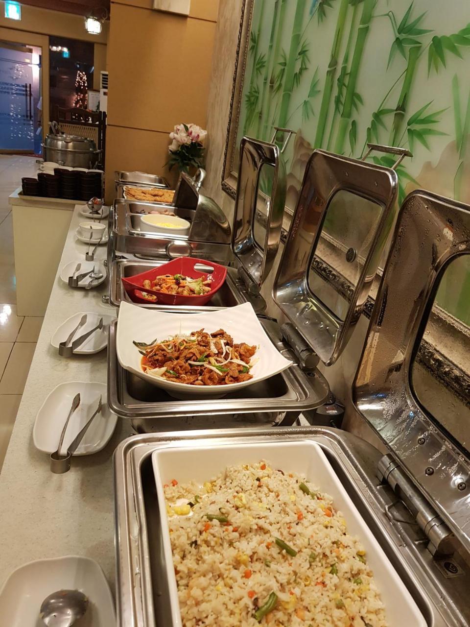 Amour Hotel Suwon Eksteriør bilde