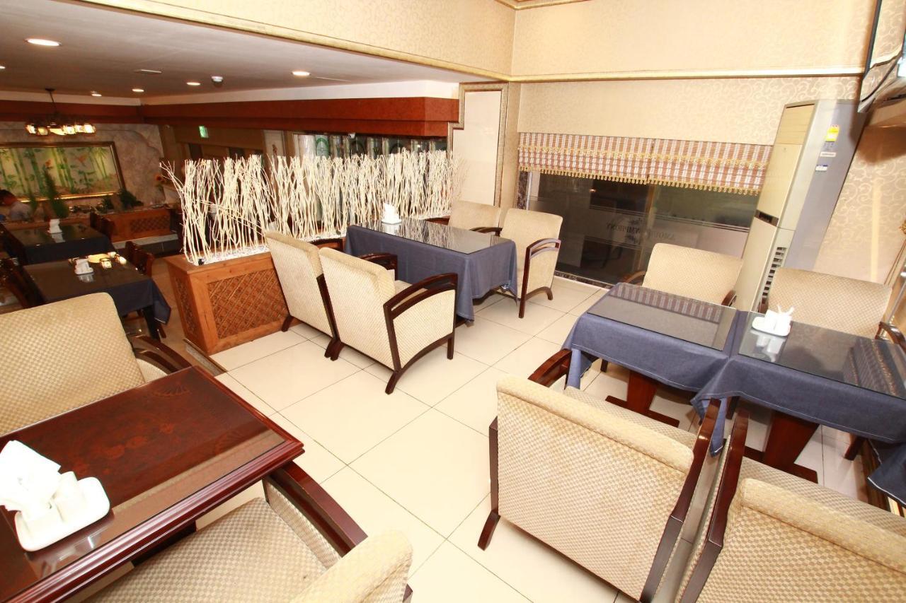 Amour Hotel Suwon Eksteriør bilde